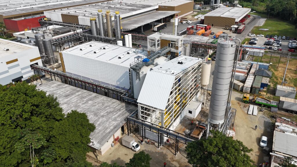 Obra COCA COLA ANDINA_Duque de Caxias_RJ - Visão geral da cobertura (05)