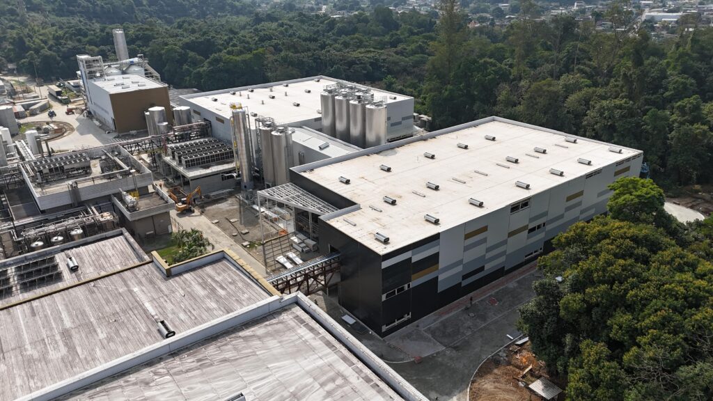 Obra COCA COLA ANDINA_Duque de Caxias_RJ - Visão geral da cobertura (08)